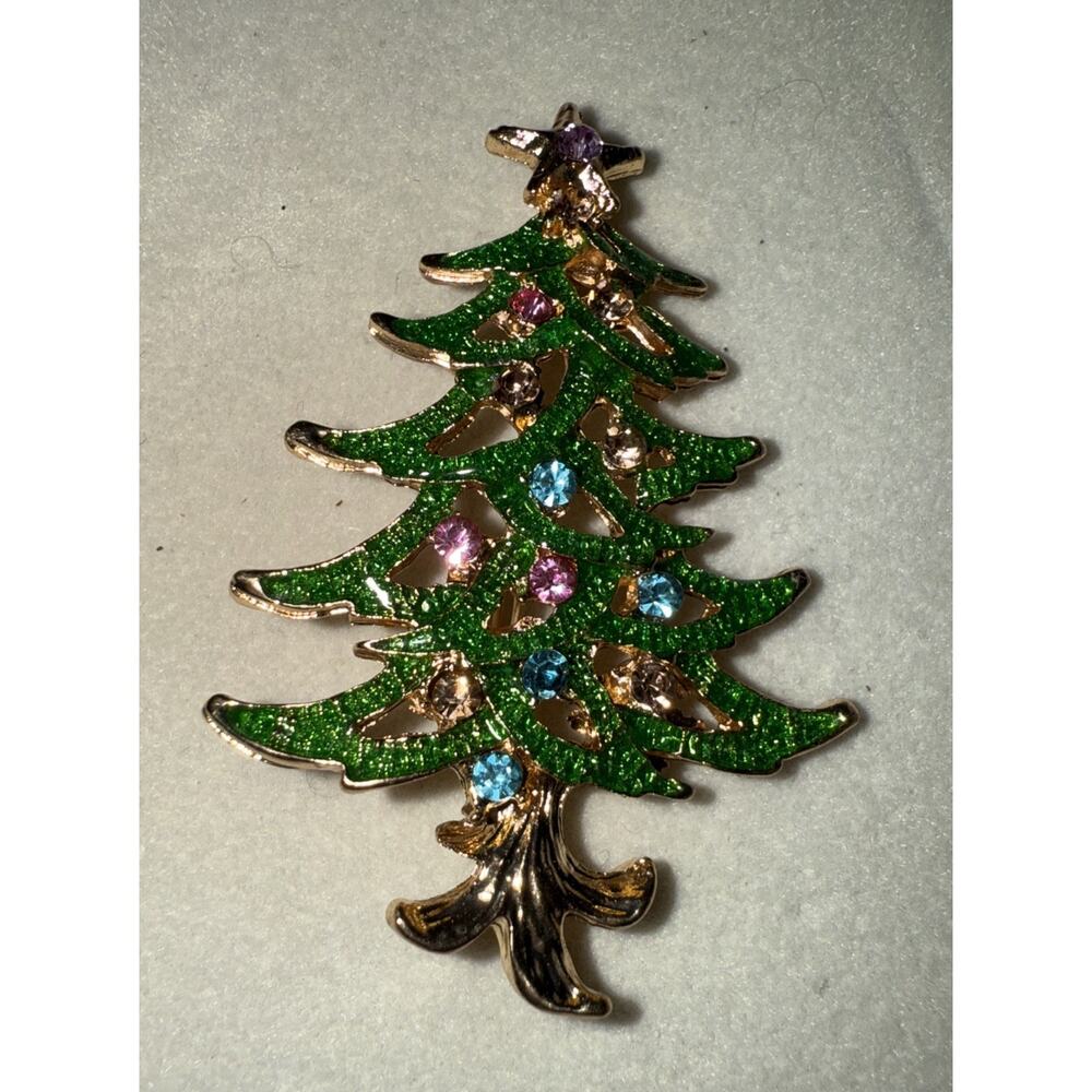 NWT Fashion Green Sparkly Christmas Tree Crystal Accents 2" x 1 1/4" Brooch Pin